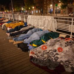 asielzoekers slapen langs het Brussels kanaal wegen opvanggebrek Fedasil 